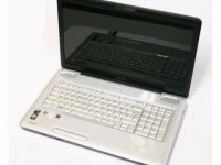 TOSHIBA SATELLITE L550D-10J 17.3", AMD PROCESORIUS, 4GB RAM NAUDOTAS NEŠIOJ